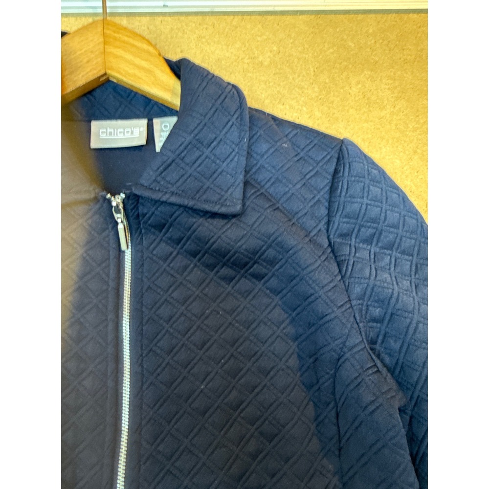 Chicos Navy Blue Quilted Zip Up Jacket Size 0 S Diamond Pattern Collared Casual